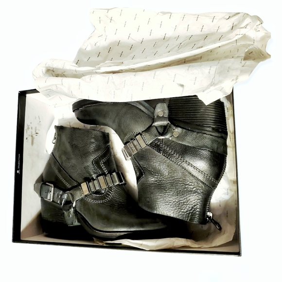 SOLD 🚫 - Picture 4 of 6